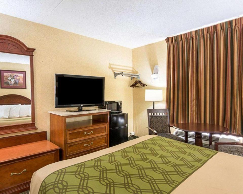 Econo Lodge Near Quantico Marine Base Dumfries Eksteriør billede
