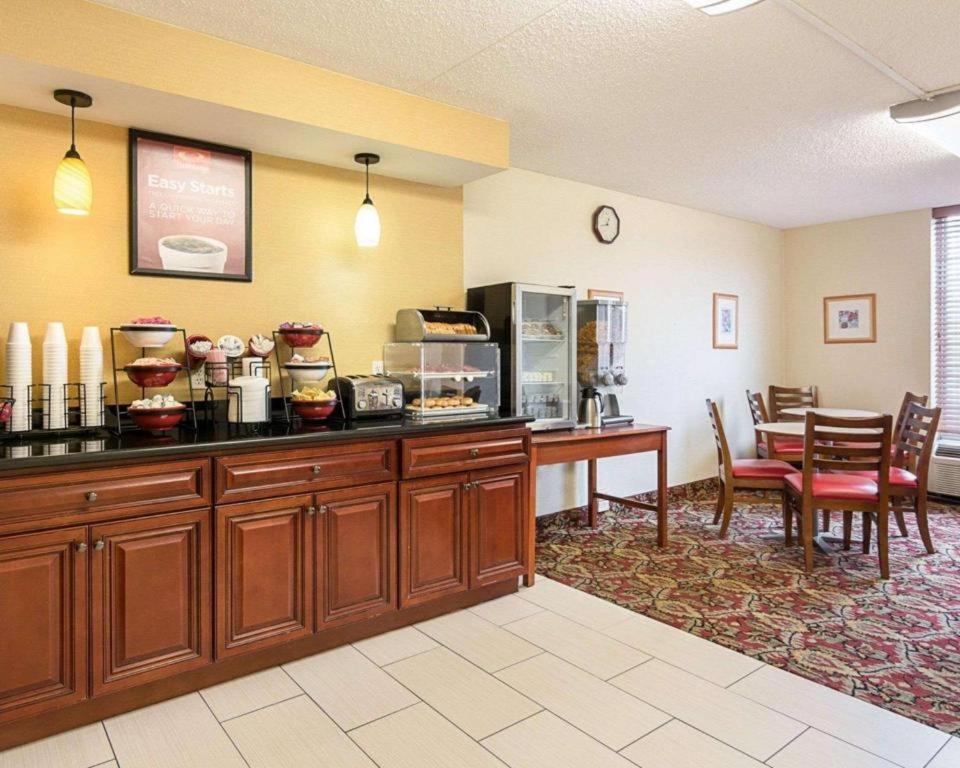 Econo Lodge Near Quantico Marine Base Dumfries Eksteriør billede